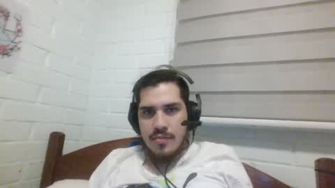 Snapshot of hungweeb chatting on December 2024 05:37:01 AM Rod online show from December 2024 05:37:01 AM