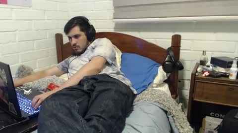 Snapshot of hungweeb chatting on December 2024 04:34:02 AM Rod online show from December 2024 04:34:02 AM