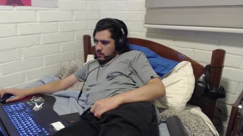 Snapshot of hungweeb chatting on December 2024 03:07:02 AM Rod online show from December 2024 03:07:02 AM