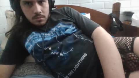 Snapshot of hungweeb chatting on March 2025 02:59:02 AM Rod online show from March 2025 02:59:02 AM