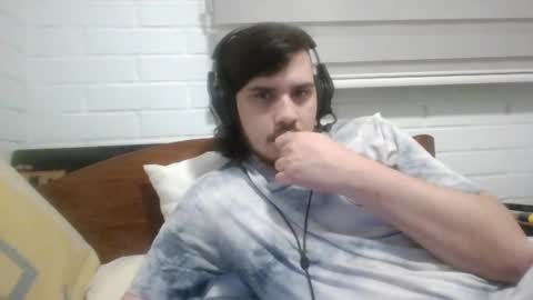 Snapshot of hungweeb chatting on October 2025 03:43:01 AM Rod online show from October 2025 03:43:01 AM