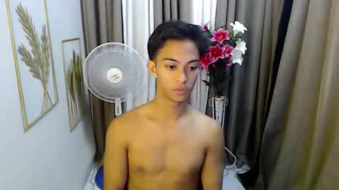 hunk_edward online show from May 2026 01:34:02 AM