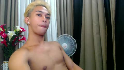 Snapshot of hunk_edward chatting on June 2026 07:14:02 AM hunk_edward online show from June 2026 07:14:02 AM