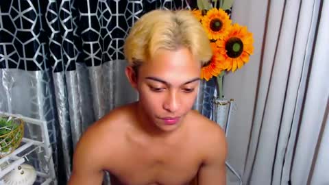 Snapshot of hunk_edward chatting on July 2026 06:10:01 AM hunk_edward online show from July 2026 06:10:01 AM