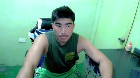 Snapshot of hunkfireman chatting on July 2026 11:32:01 PM ADAM online show from July 2026 11:32:01 PM