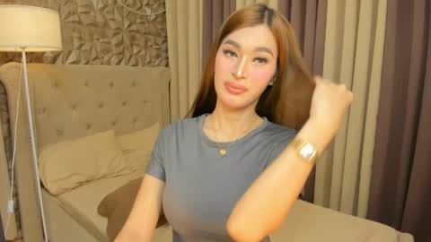hunkhomerontop online show from April 2026 09:04:01 AM