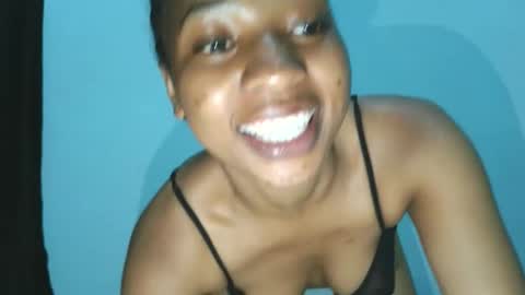 Snapshot of hunsweetpie chatting on February 2026 09:03:02 AM hunsweetpie online show from February 2026 09:03:02 AM