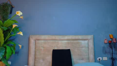 Hunter  online show from May 2026 01:11:02 AM
