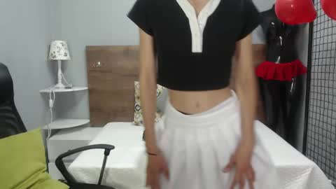 Snapshot of hunter_ignis chatting on January 2025 01:38:02 PM I G N I S online show from January 2025 01:38:02 PM