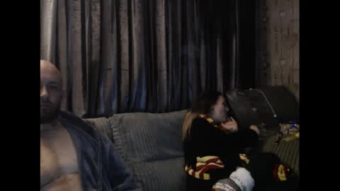 Snapshot of hunterandesme chatting on January 2025 10:03:01 PM HunterandEsme online show from January 2025 10:03:01 PM