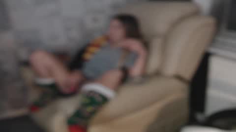 Snapshot of hunterandesme chatting on October 2025 07:01:02 PM HunterandEsme online show from October 2025 07:01:02 PM