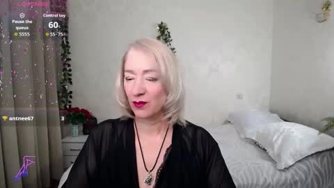 Irena online show from November 2025 02:06:02 PM