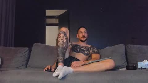 Snapshot of huntingod chatting on December 2025 05:52:02 PM HuntinGOD online show from December 2025 05:52:02 PM