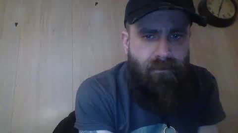 huskygengar22 online show from April 2026 08:42:01 AM