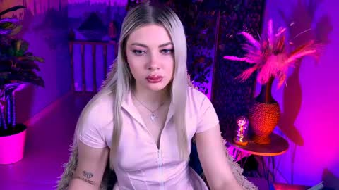 hyileyclark online show from May 2026 05:26:01 AM