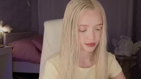 Joselle online show from June 2026 09:43:02 PM