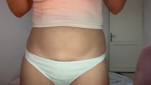 Snapshot of i_am_madi chatting on December 2024 02:04:01 PM Madi Goddess Madi Mistress Madison online show from December 2024 02:04:01 PM