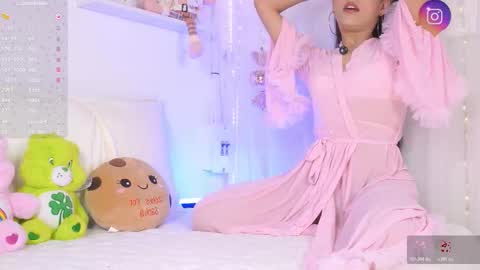 Snapshot of i_amlilithx chatting on December 2025 07:35:01 AM - online show from December 2025 07:35:01 AM