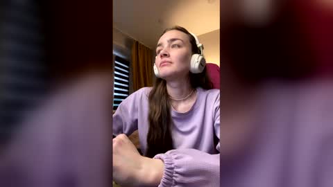 elisabeth online show from December 2025 10:20:02 AM