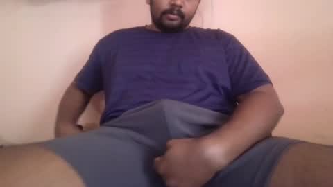 Snapshot of i_love_valerymcqueen chatting on April 2026 04:20:02 AM kira..... online show from April 2026 04:20:02 AM