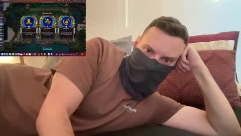 i o ro online show from January 2025 12:03:01 AM