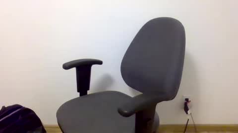 Snapshot of i_was_a_shy_dad chatting on October 2025 11:44:01 AM i_was_a_shy_dad online show from October 2025 11:44:01 AM