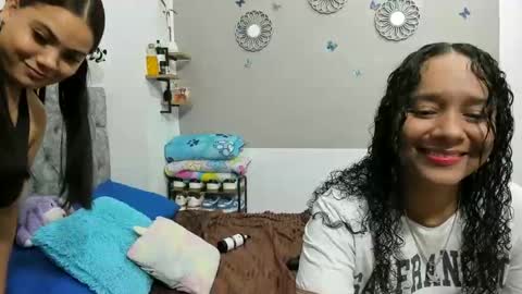 iam_mai online show from October 2025 03:47:02 AM