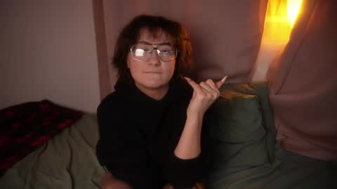 Meg  online show from April 2026 11:35:01 PM