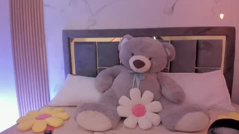 Milly online show from May 2026 03:23:01 AM