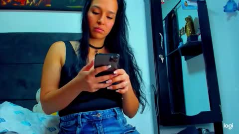 Snapshot of iam_your_fantasy chatting on November 2025 09:35:02 PM iam_your_fantasy online show from November 2025 09:35:02 PM