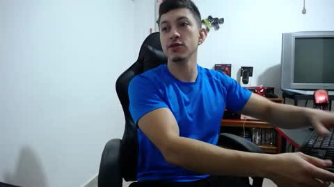 iam_yourbabyprincess_xd online show from September 2025 04:47:01 AM