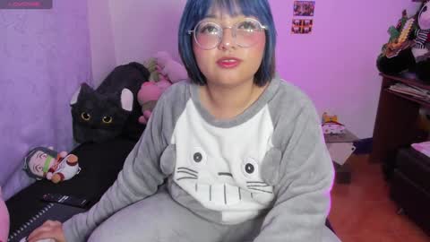 Zoe 3 online show from January 2025 11:04:01 PM