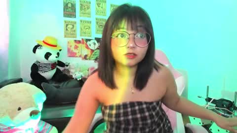 Zoe 3 online show from October 2025 08:16:02 PM