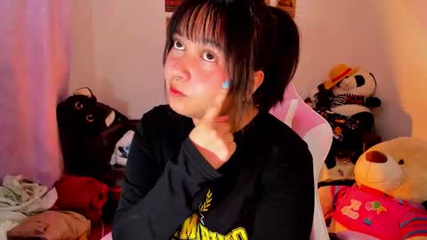 Zoe 3 online show from November 2025 01:16:02 AM