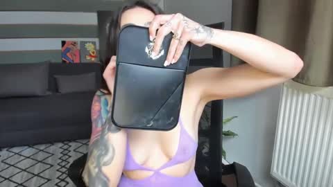 Baby Gal online show from February 2025 11:38:02 AM