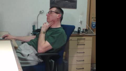 iamachim online show from March 2026 07:07:01 PM