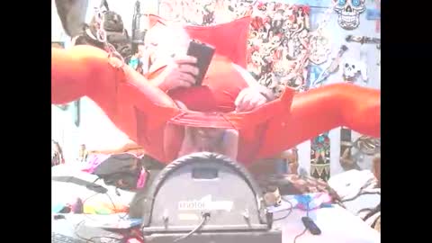 Snapshot of iamcaveman69 chatting on March 2026 09:24:02 AM Naomi online show from March 2026 09:24:02 AM