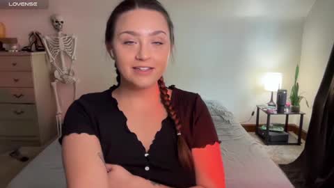 Crystal online show from January 2025 05:44:01 PM