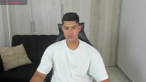 Dylan  independent model  online show from October 2025 03:56:02 PM