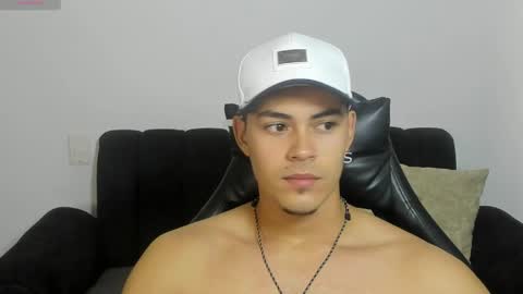 Dylan  independent model  online show from April 2026 02:25:02 PM