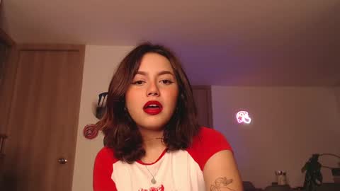 Snapshot of iamjulietaaa chatting on January 2025 12:27:01 AM Julieta online show from January 2025 12:27:01 AM