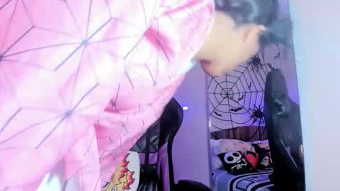 Nayuta online show from October 2025 07:41:01 PM