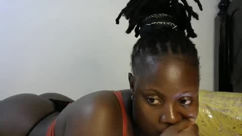 Snapshot of iampolca chatting on January 2025 07:42:01 PM iampolca online show from January 2025 07:42:01 PM