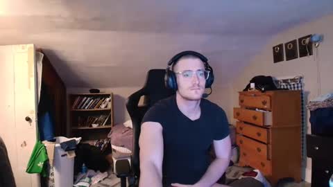 iamtommyparker online show from February 2025 02:07:02 AM