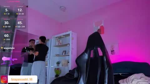 IAN CASTILLO online show from October 2025 11:23:02 AM