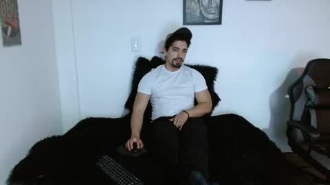 Snapshot of ian_davis chatting on November 2025 01:44:02 AM Ian Davis online show from November 2025 01:44:02 AM