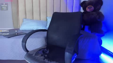 Iam online show from May 2026 09:21:01 PM