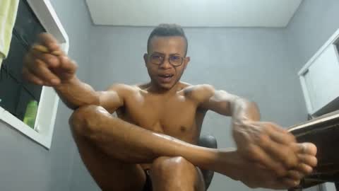 Snapshot of ian_tuner chatting on December 2024 09:13:01 AM ian_tuner online show from December 2024 09:13:01 AM