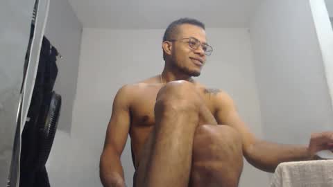 Snapshot of ian_tuner chatting on November 2025 12:11:02 AM ian_tuner online show from November 2025 12:11:02 AM