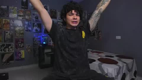 Andres online show from November 2025 03:45:02 AM